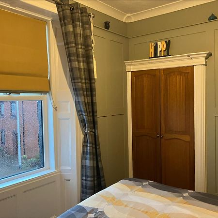 Cornerhouse Guesthouse 펜리스 외부 사진