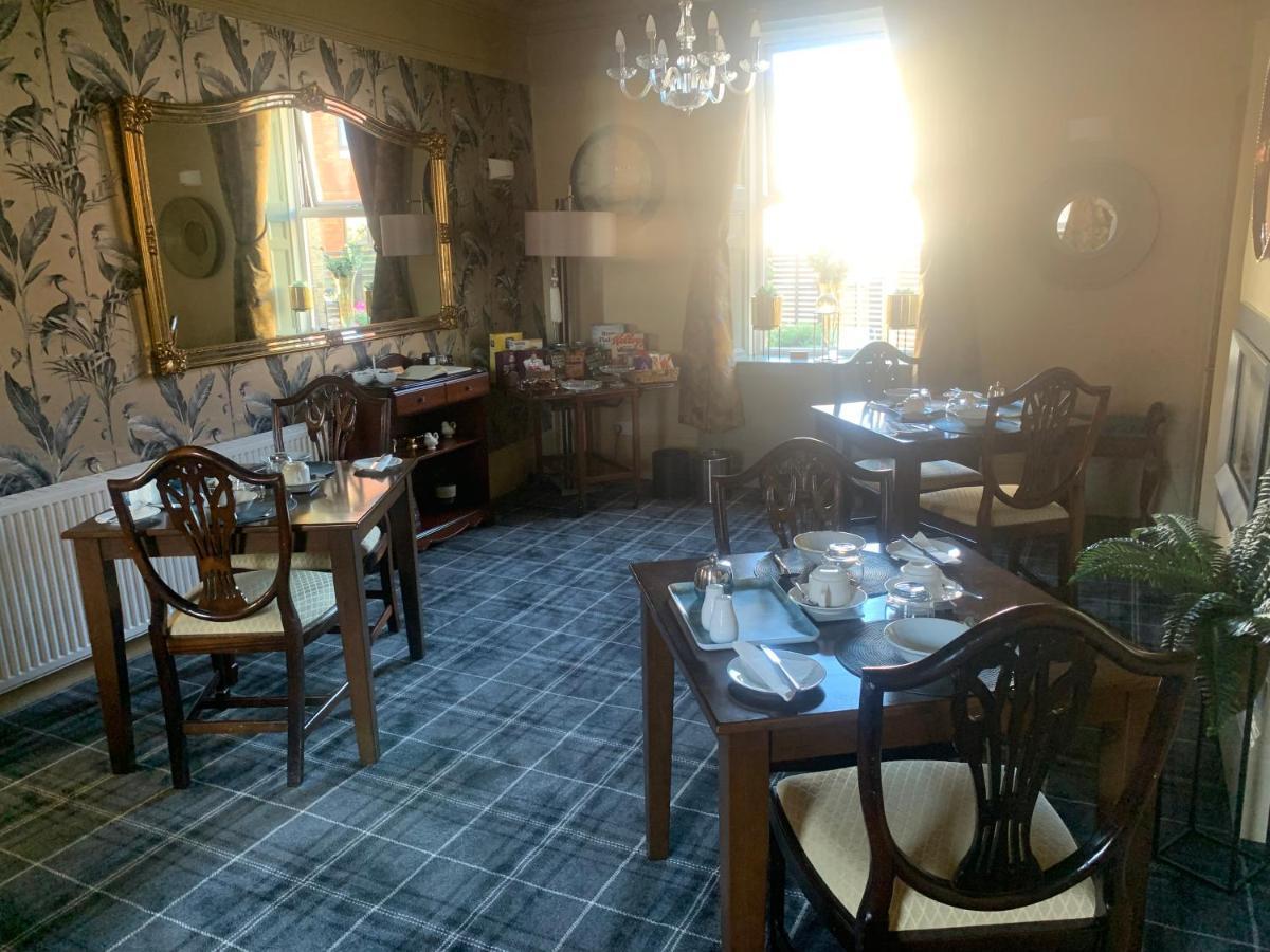 Cornerhouse Guesthouse 펜리스 외부 사진